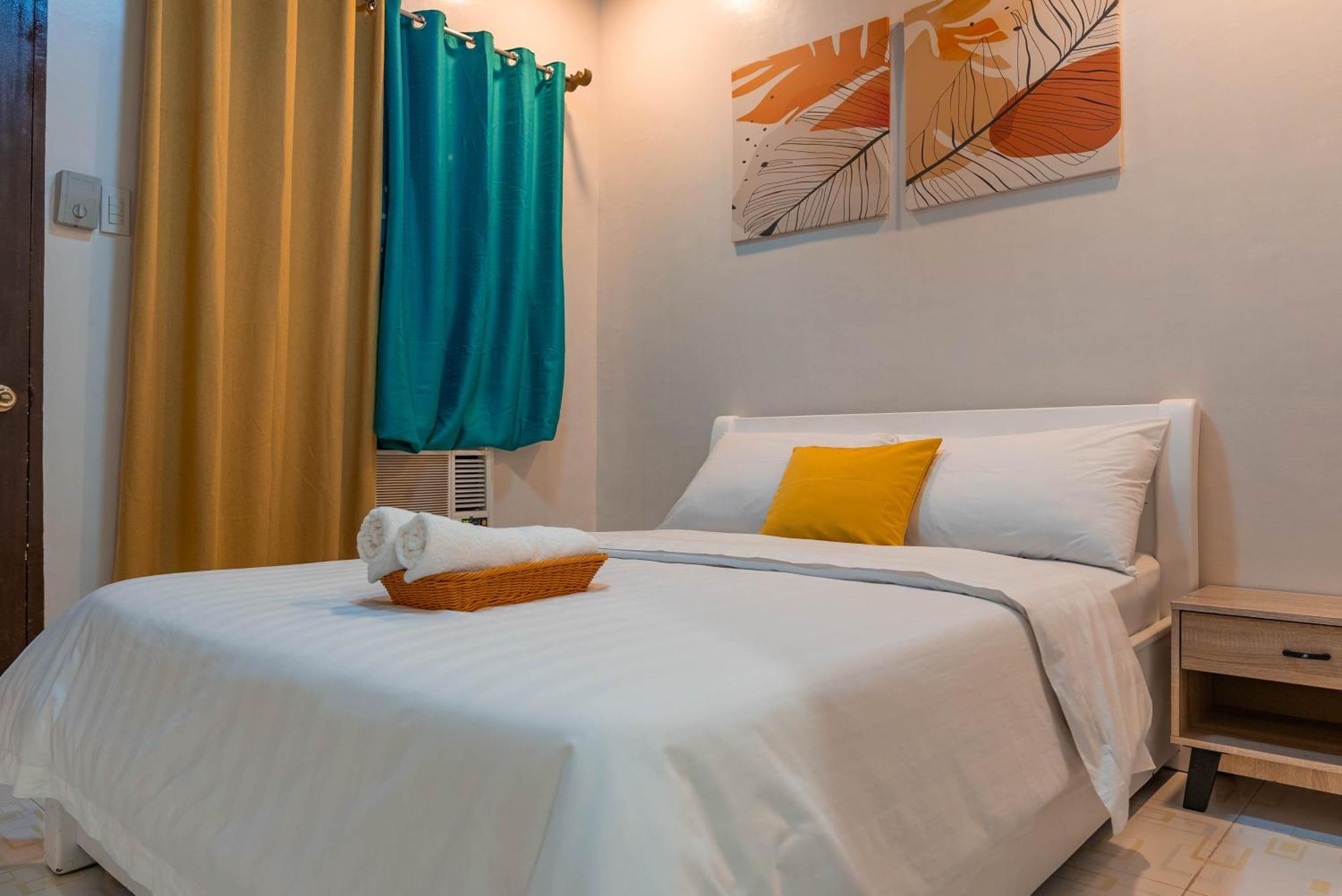 Gt Seaside Inn Ослоб Екстер'єр фото